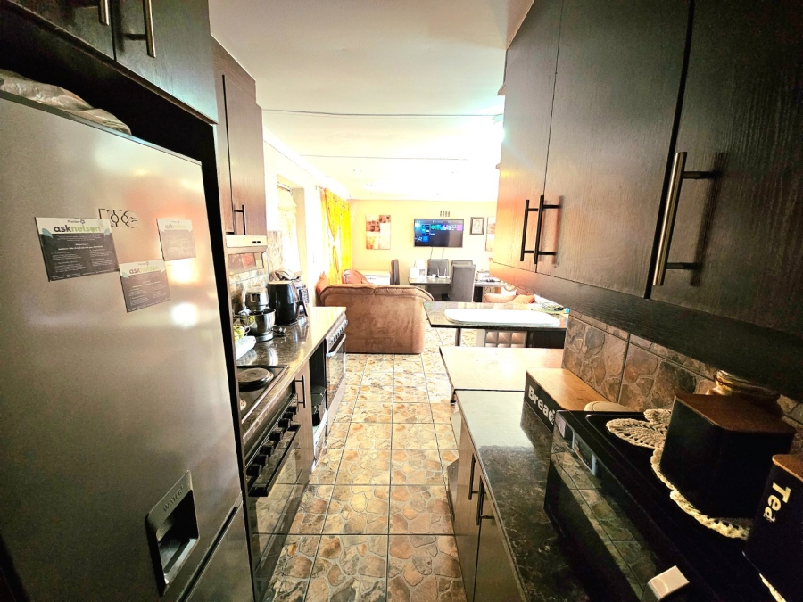 3 Bedroom Property for Sale in Portlands Western Cape